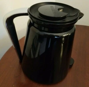 KEURIG 2.0 K-Carafe THERMAL Coffee Pot Black With Silver Handle 4 Cup 32oz  - Picture 1 of 6