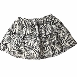 Gap Kids Skirt White Gray Zebra Print. Size 10 Plus. Elastic Waistband. Lined - Picture 1 of 10