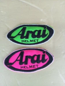 ARAI HELMET, PATCH, 2 TOPPE RICAMATE in stoffa da cucire NUOVE - Imagen 1 de 1