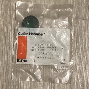 CUTLER HAMMER 10250TEG Green Cap Lens Green Selector Switch Arrow - Picture 1 of 2