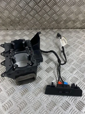 Audi Q5 SQ5 2010 cup holder drink holder cup holder front 8R0862534 ETO35081 - Image 1 of 4