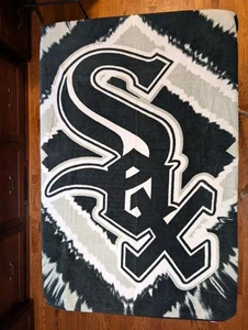 Chicago White Sox Tapestry MLB Baseball 50" x 60" Black White Gray Throw Blanket - Picture 1 of 2