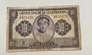 Luxembourg 10 Francs ND. 1944 Prefix A071470 (166) - Picture 1 of 2