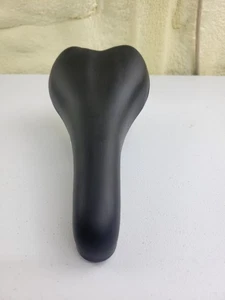 Black DADI 27-1 Racing Saddle Bicycle Seat Excellent Condition. - Picture 1 of 8