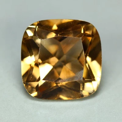 8.96 克拉_松散大宝石_100% 天然帝国香槟黄玉_精美切割 — 第 1/3 张图片