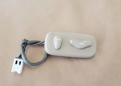 Nissan Máxima 2004-2006 control del cinturón de seguridad del pasajero delantero OEM Foto 1 de 2