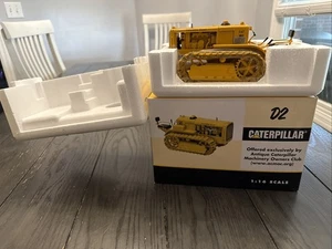 Caterpillar D2 Orchard Model - Picture 1 of 9