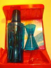 COCKTAIL SHAKER SET IN BLUE PLASTIC WITH ACESORIES- NEW AND BOXED.