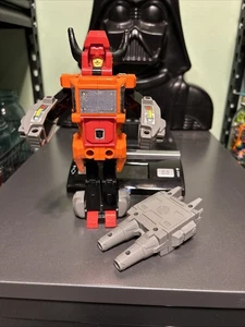 G1 TRANSFORMERS VINTAGE PREDACON TANTRUM PREDAKING LEG HASBRO 1986 - Picture 1 of 15