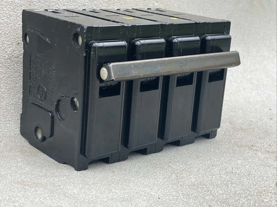 Disjuntor principal ITE Siemens EQ-9481 150 Amp 4 pólos 240V usado - GARANTIA - Imagem 1 de 1