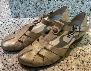 FIDJI IVORY SPARKLE FLATS SIZE 37.5/7/5 US WOMENS SHOES BUCKLE T-STRAP - Picture 1 of 10