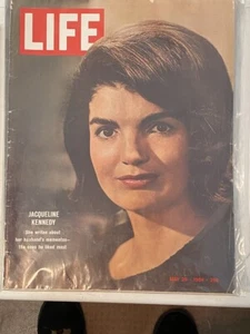 Vintage Life Magazine Jacqueline Kennedy Jackie Onassis MAY 29, 1964 - Picture 1 of 2