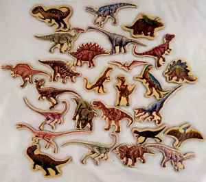 26 Vintage Wooden Magnetic Dinosaurs Childs Toy Magnets Game Pieces - Picture 1 of 24