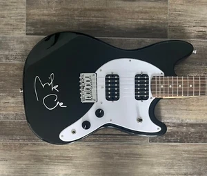 * NICK CAVE * signed guitar * THE BAD SEEDS * PROOF * 1 - Picture 1 of 4
