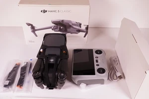 DJI MAVIC 3 CLASSIC in OVP unbenutzt Vorführmodell - Bild 1 von 2