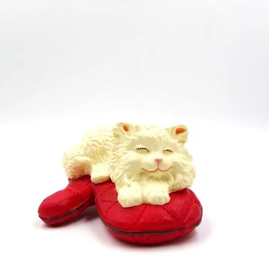 Hallmark Keepsake 1995 Cat Naps Clip Ornament QX5097 - Picture 1 of 4