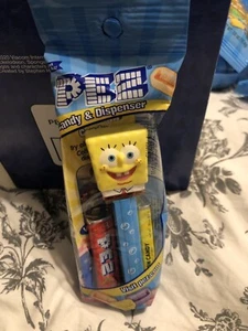 SPONGEBOB QUADRATISCHPANTS PEZ - BLAUER STIEL MIT BLASEN - NEUWERTIG IN TASCHE 2020 - Bild 1 von 3