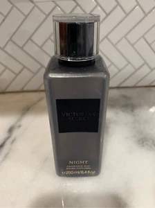 NUEVO Victoria Secret ~NIGHT~ NIEBLA DE FRAGANCIA 8,4 OZ Trébame... ¡Ámame!! - Imagen 1 de 5