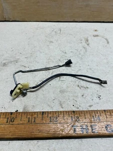 Interruptor de encendido/apagado de una motosierra Wizard Modelo 214, motor 38cc. - Imagen 1 de 2