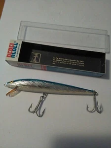 VTG Rebel Minnow Floater Crankbait F403-SW blue Fishing Lure 7” NEW - Picture 1 of 6