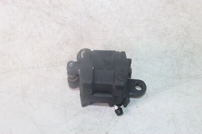 17-20 铃木 Gsxs 1000 后背制动卡钳 69100-04k00-999 — 第 1/4 张图片