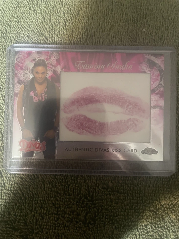 2014 Topps Chrome Divas Kiss Card Authentic Tamina Snuka - Image 1 of 1