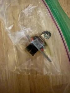LEGO Batman Robin Minifigure from Set 76300 Arkham Asylum - Picture 1 of 1