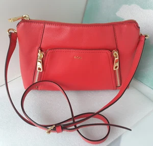 LRL Lauren Ralph Lauren ~ Borsa a tracolla in pelle rossa con cerniera 10" x 7" ~ Nuova - Foto 1 di 22