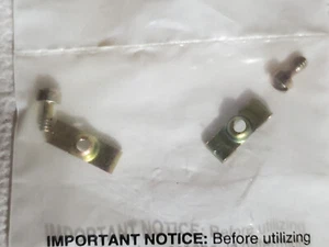 3M 3342-1 Jack Screw Kit (Slotted for D-Sub Connectors) - Picture 1 of 2