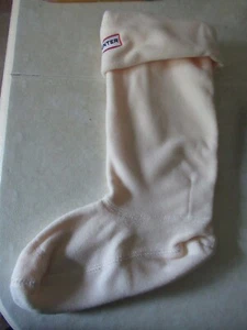 NUEVO EN CAJA Forros/Calcetines Hunter Polar Welly Crema Alta - Talla MM Talla EE. UU. 5-7 - Imagen 1 de 6