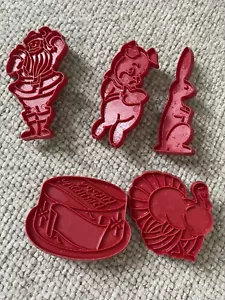 Tupperware Vintage Cookie Cutters X 5 - Bild 1 von 2