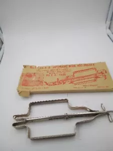 No. 3 SO. E.Z. Automatic Hook Rug Needle 1939 Wonderart Includes Box - Picture 1 of 11