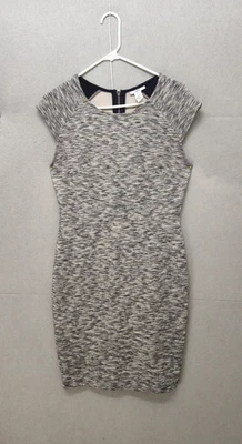 Vestido feminino Bar III cinza médio preto bainha ajustada manga curta malha texturizada - Imagem 1 de 4