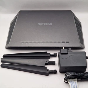 NETGEAR R7000 Nighthawk AC1900 Smart WiFi Router (1300 Mbps Wireless AC) - Picture 1 of 2