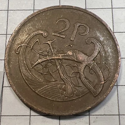 1980 Irish 2 P Coin - Circulated - Free Shipping - Image 1 of 4