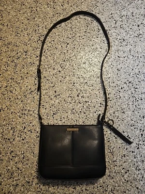 Cartera bandolera de cuero Frye & Co. Excelente estado. Negro.  Foto 1 de 4