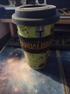 Star Wars Baby Yoda Mandalorian Ceramic Travel Mug Lid Tumbler Cup Galerie Lucas - Picture 1 of 5