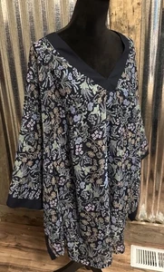 Lane Bryant Women’s 22/24 Dark Floral Blouse Kimono Sleeve Black Trim Office - Picture 1 of 13