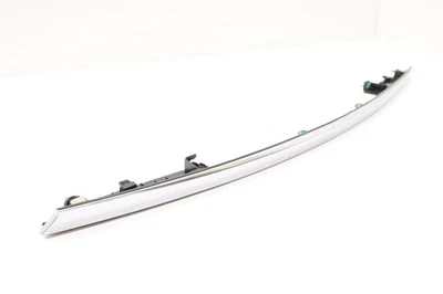 Hyundai Santa Fe 2020 tapa/puerta moldeada Foto 1 de 4