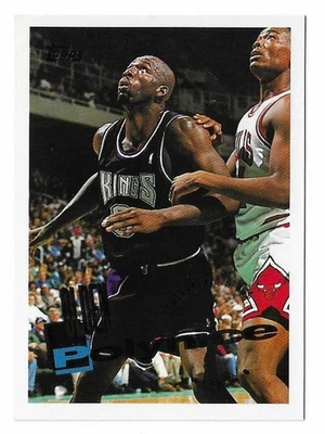 1995-96 Topps Basketball Olden Polynice Card #104 Sacramento Kings - Image 1 of 4