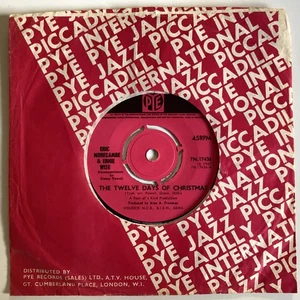 Morecambe and Wise the twelve days of Christmas 7” 45 VINYL SINGLE 1967 EX 2 - Picture 1 of 3
