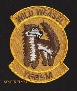 COMADREJA SALVAJE Willie YGBSM SOMBRERO PARCHE F-105 F4 F-16 EWO FUERZA AÉREA DE EE. UU. PIN UP WOW - Imagen 1 de 12