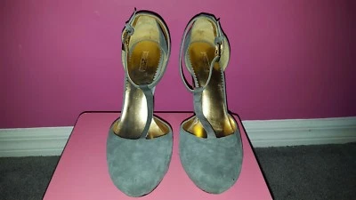 Correa en T Report Signature Guarda plataforma gris Stilletos talla 10 Foto 1 de 4