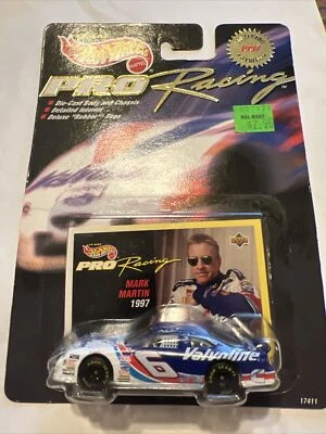 1997 Hot Wheels 1:64 Pro Racing 1st Ed Mark Martin #6 Ford Thunderbird - Image 1 of 3