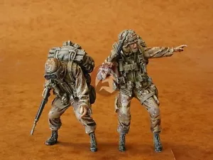 CMK 1/35 US Airborne UH-60 Black Hawk Crew Teil Nr. 1 (2 Figuren) F35069 - Bild 1 von 1