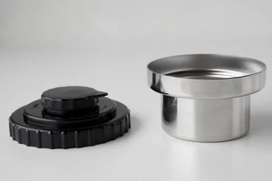 Raro insolito serbatoio di sviluppo pellicola camera oscura in acciaio inox KINDERMANN 2" Germania - Foto 1 di 5