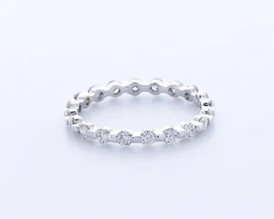 Klassischer Eternityring 1,0 kt natürliche Diamanten F/VS2 Rundschliff 14 K Weißgold Barren - Bild 1 von 4