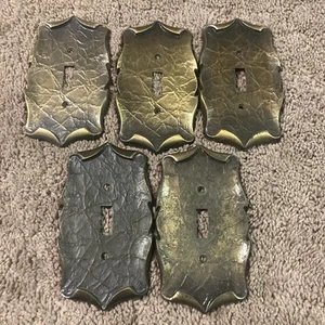 Vintage Amerock Carriage House Metal Single Light Switch Plate Cover Dark Brass - Picture 1 of 4