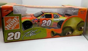 TONY STEWART #20 HOME DEPOT / SHREK 2 ACTION NASCAR DIECAST 1:24 SCALE 2004 - Picture 1 of 9