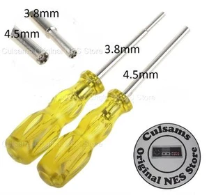 CACCIAVITI 3,8mm & 4,5mm per aprire videogiochi e sistemi nintendo snes, nes, n64 - Foto 1 di 4